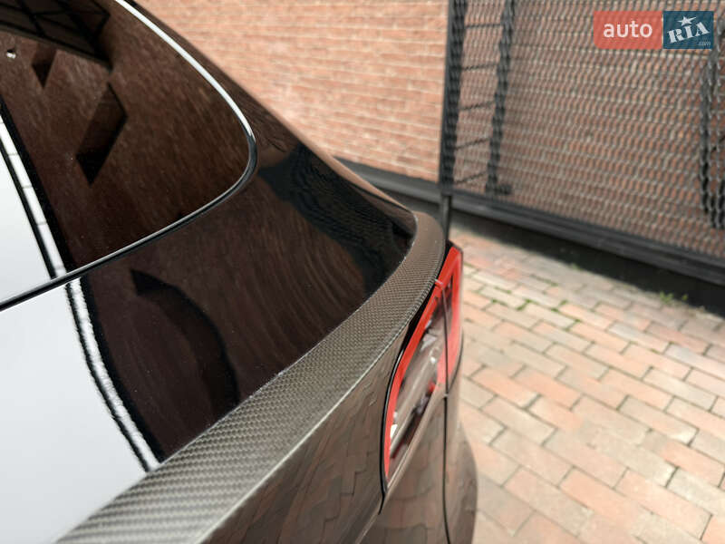 Позашляховик / Кросовер Tesla Model Y 2023 в Києві фото 20 Позашляховик / Кросовер Tesla Model Y 2023 в Києві