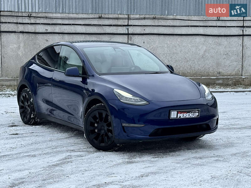 Tesla Model Y 2022