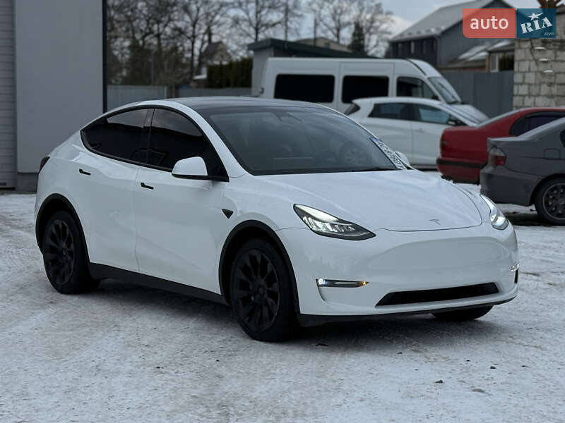 Внедорожник / Кроссовер Tesla Model Y 2022 в Киеве