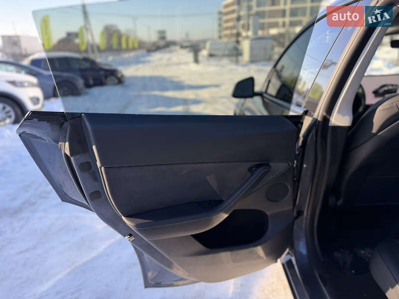 Внедорожник / Кроссовер Tesla Model Y 2023 в Львове фото 23 Внедорожник / Кроссовер Tesla Model Y 2023 в Львове
