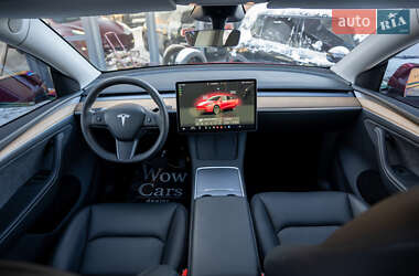 Внедорожник / Кроссовер Tesla Model Y 2024 в Киеве