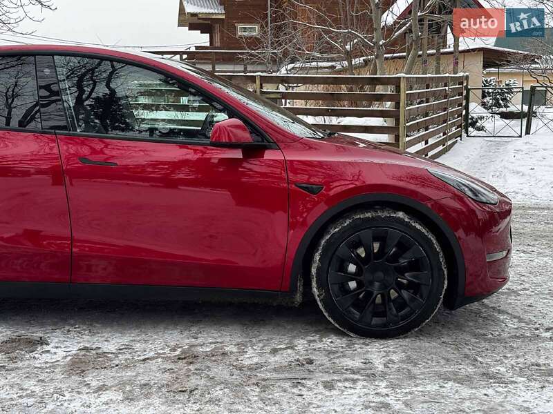 Позашляховик / Кросовер Tesla Model Y 2022 в Києві