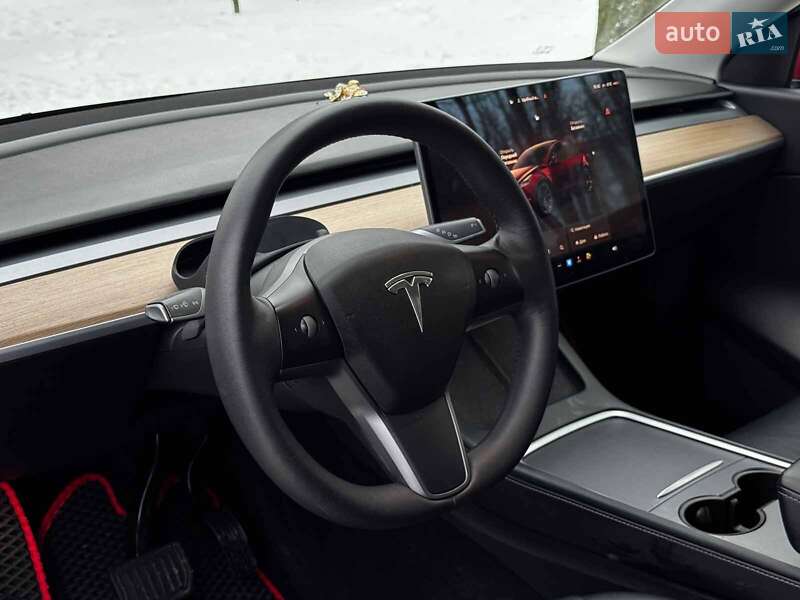 Позашляховик / Кросовер Tesla Model Y 2022 в Києві