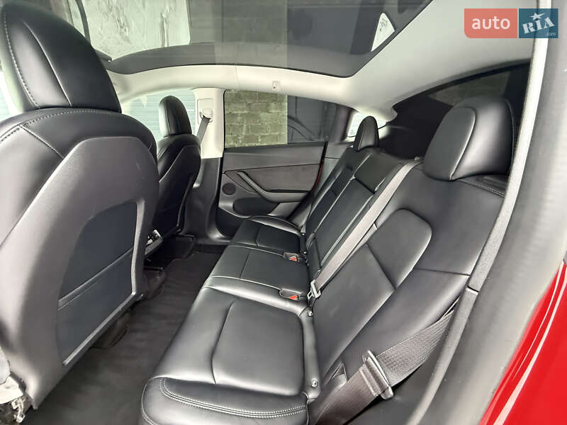 Внедорожник / Кроссовер Tesla Model Y 2022 в Львове