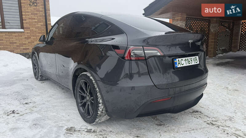 Внедорожник / Кроссовер Tesla Model Y 2024 в Луцке