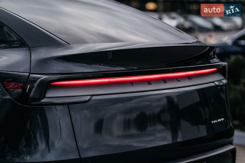 Внедорожник / Кроссовер Tesla Model Y 2025 в Одессе