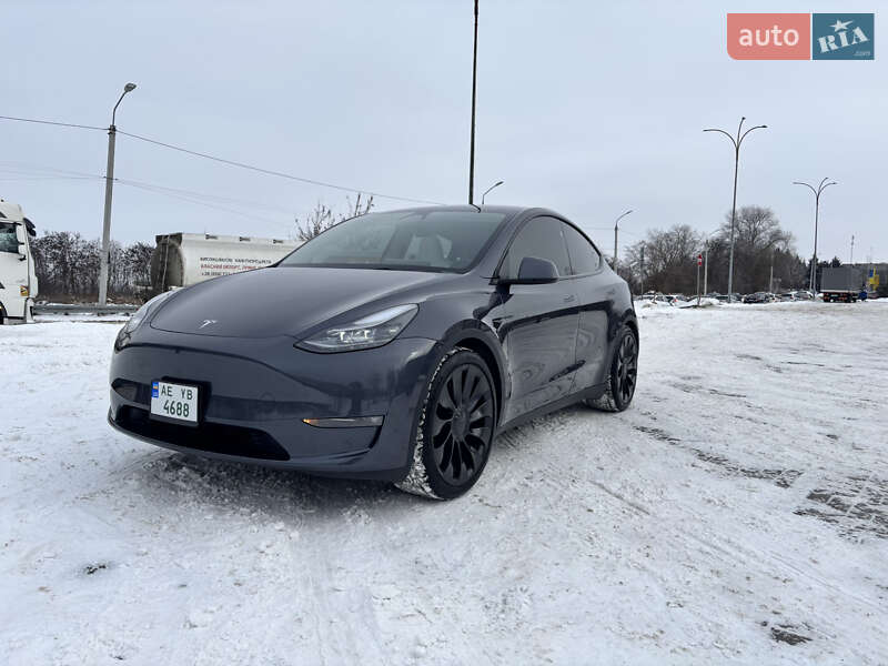 Позашляховик / Кросовер Tesla Model Y 2023 в Дніпрі фото 2 Позашляховик / Кросовер Tesla Model Y 2023 в Дніпрі