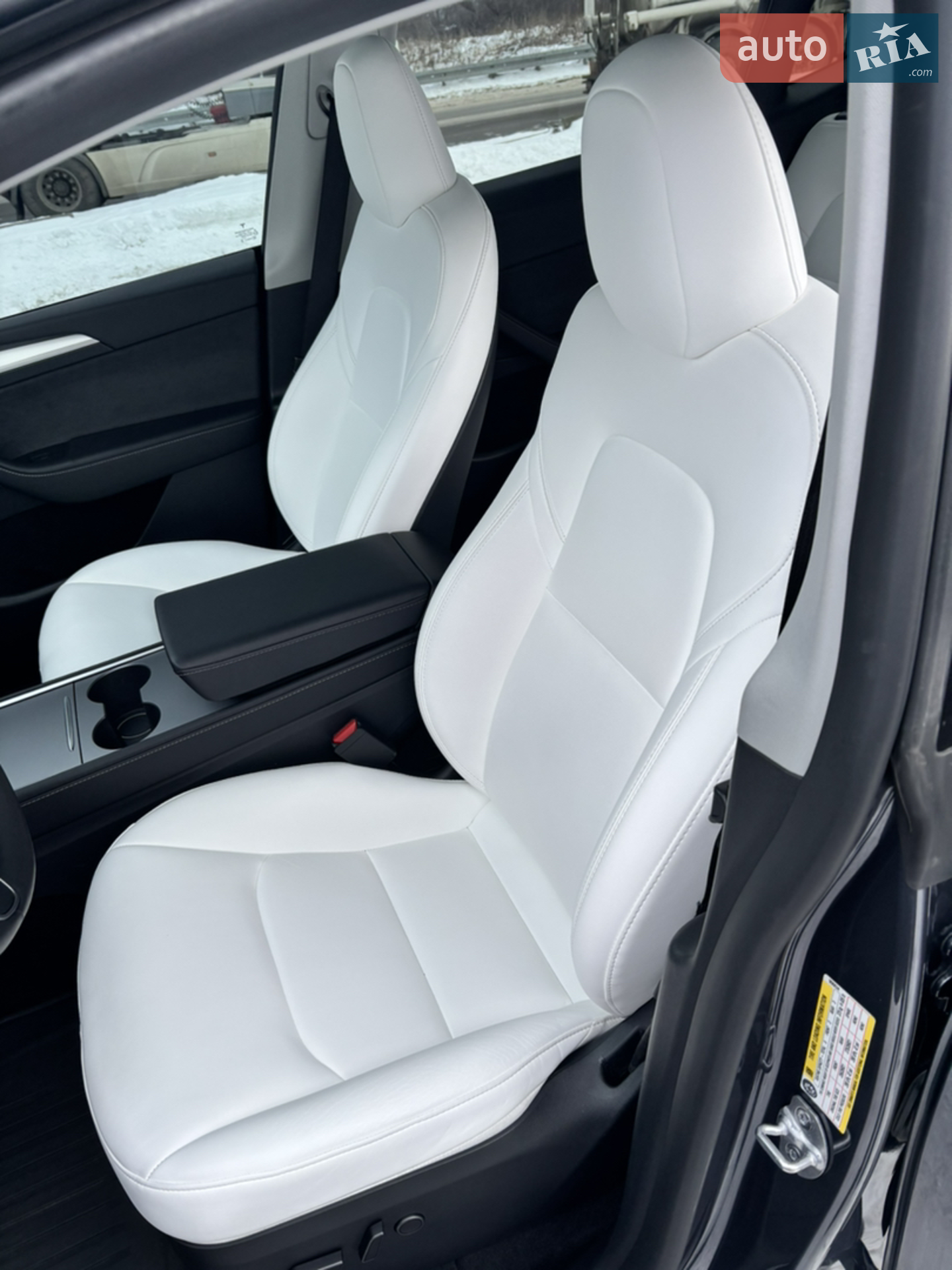2023 Tesla Model Y - мініатюра 18