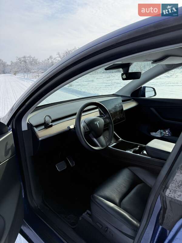 Внедорожник / Кроссовер Tesla Model Y 2020 в Фастове