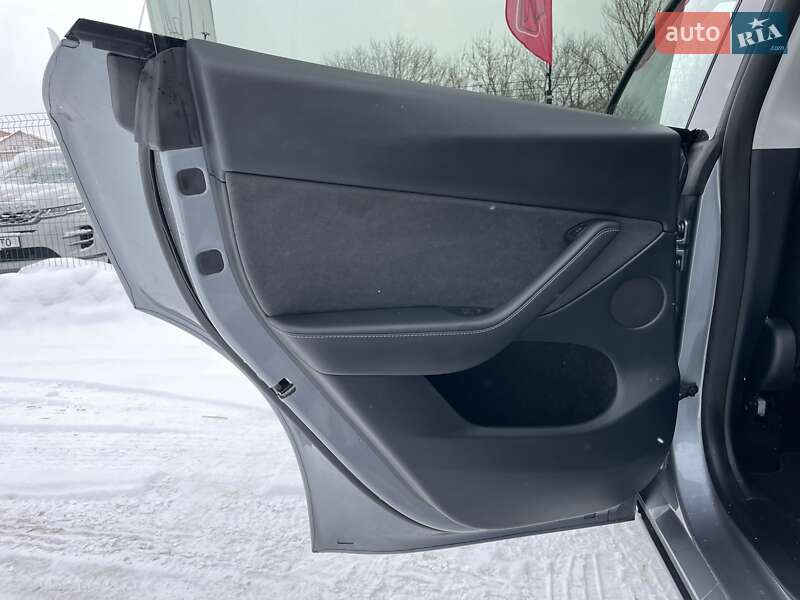 Внедорожник / Кроссовер Tesla Model Y 2024 в Бердичеве фото 27 Внедорожник / Кроссовер Tesla Model Y 2024 в Бердичеве