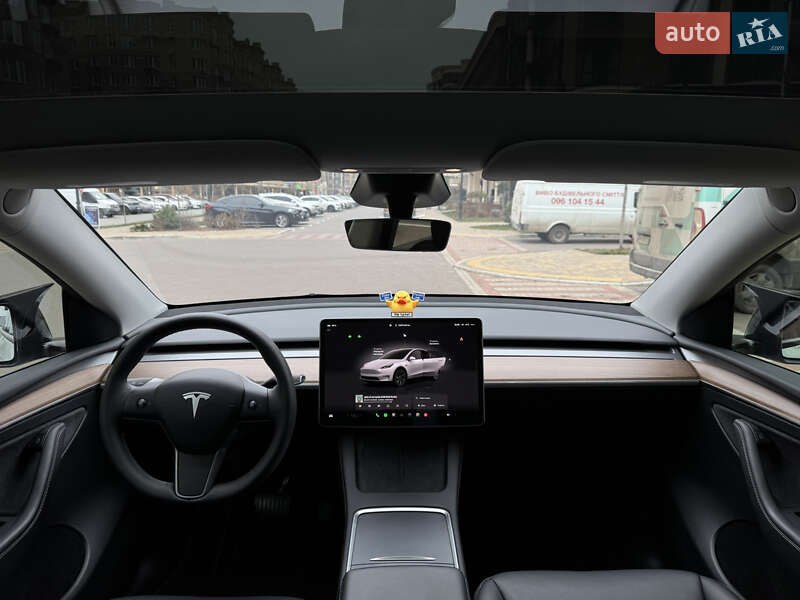 Внедорожник / Кроссовер Tesla Model Y 2024 в Киеве