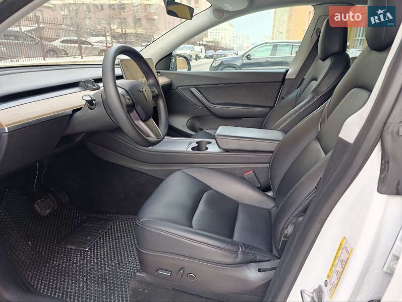 Внедорожник / Кроссовер Tesla Model Y 2022 в Киеве фото 11 Внедорожник / Кроссовер Tesla Model Y 2022 в Киеве
