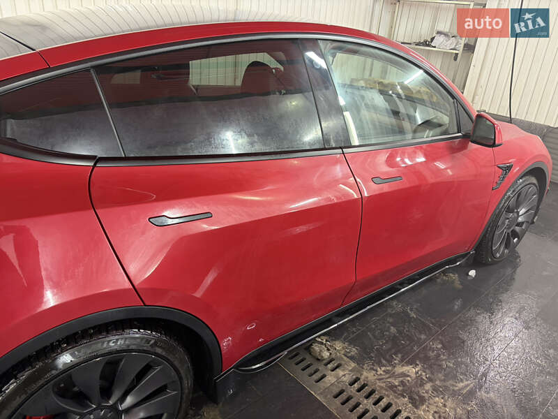 Внедорожник / Кроссовер Tesla Model Y 2022 в Киеве фото 13 Внедорожник / Кроссовер Tesla Model Y 2022 в Киеве