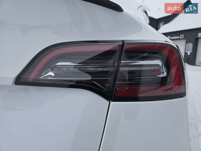 Внедорожник / Кроссовер Tesla Model Y 2022 в Белой Церкви