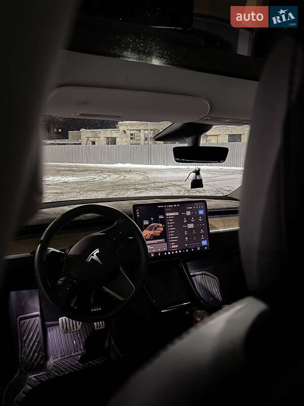 Внедорожник / Кроссовер Tesla Model Y 2020 в Харькове