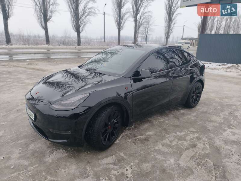 Внедорожник / Кроссовер Tesla Model Y 2021 в Киеве