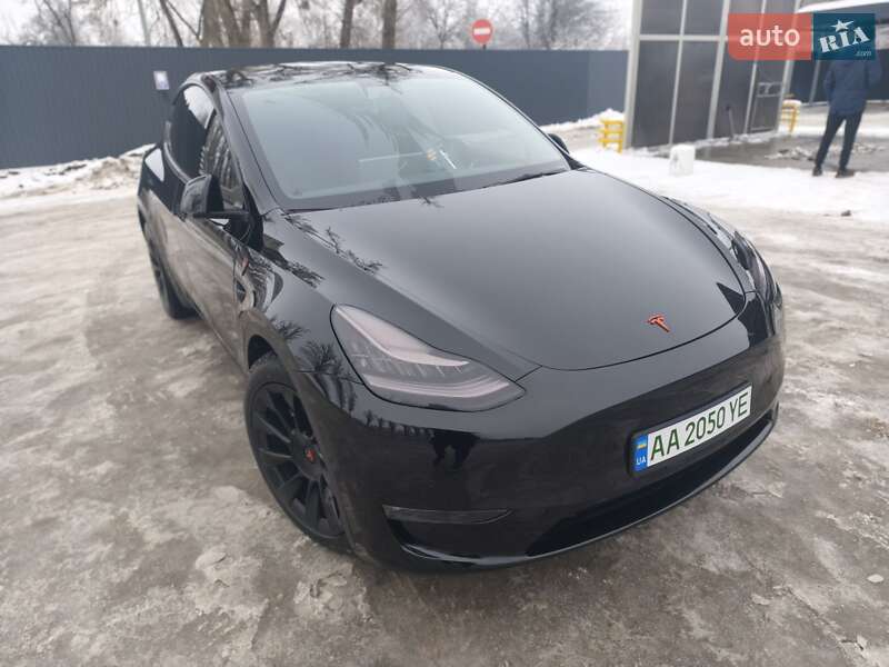 Внедорожник / Кроссовер Tesla Model Y 2021 в Киеве
