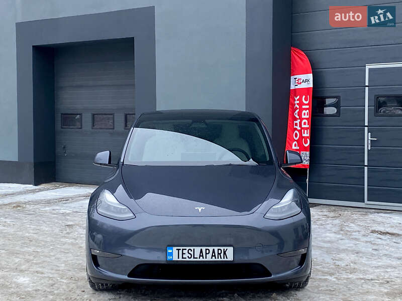 Внедорожник / Кроссовер Tesla Model Y 2021 в Киеве