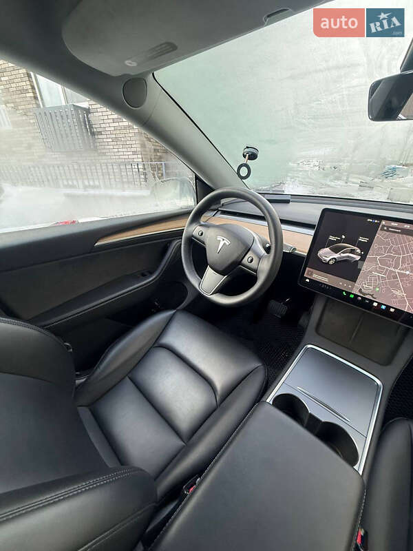Позашляховик / Кросовер Tesla Model Y 2023 в Києві