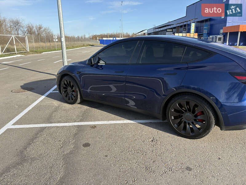 Позашляховик / Кросовер Tesla Model Y 2022 в Запоріжжі