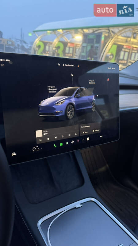 Внедорожник / Кроссовер Tesla Model Y 2024 в Кропивницком