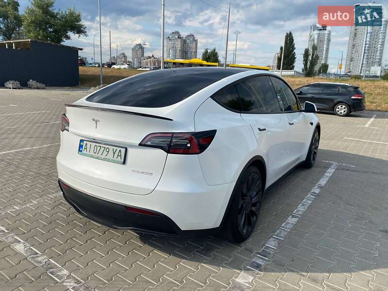 Внедорожник / Кроссовер Tesla Model Y 2021 в Тернополе