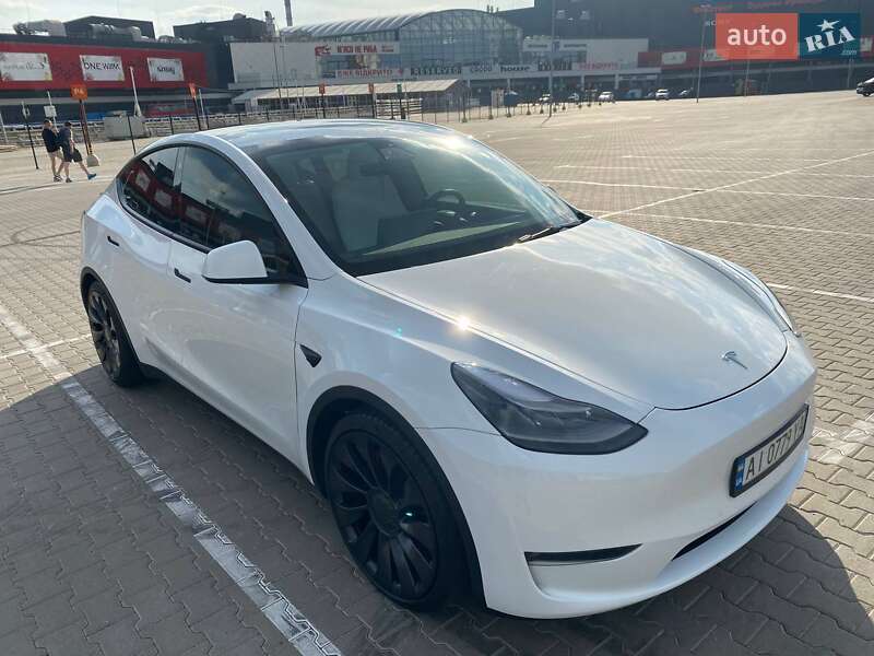 Внедорожник / Кроссовер Tesla Model Y 2021 в Тернополе