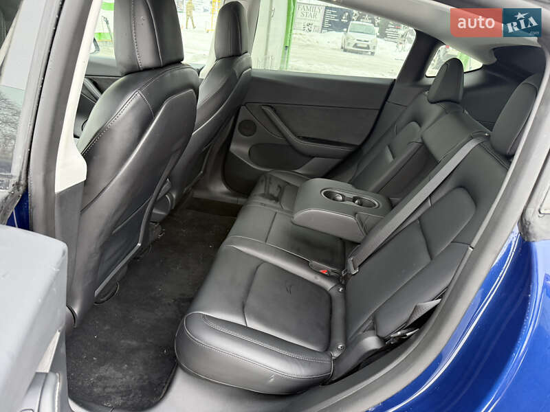 Позашляховик / Кросовер Tesla Model Y 2022 в Львові