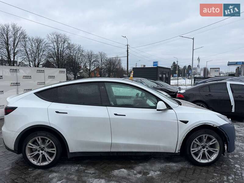Позашляховик / Кросовер Tesla Model Y 2021 в Луцьку
