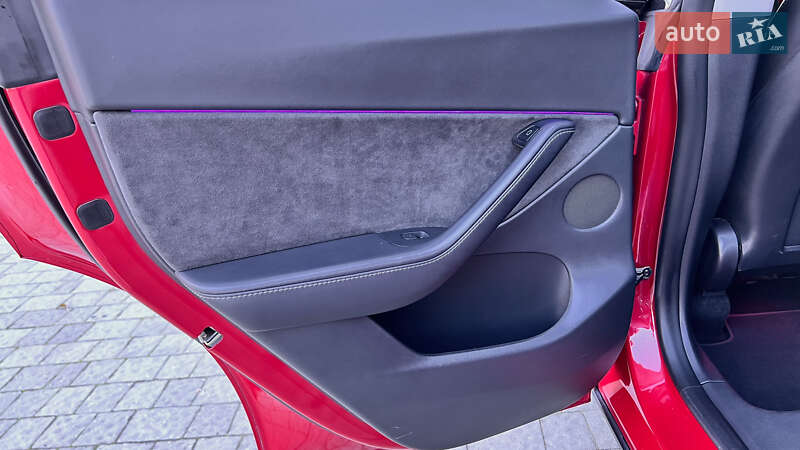 Позашляховик / Кросовер Tesla Model Y 2021 в Львові фото 12 Позашляховик / Кросовер Tesla Model Y 2021 в Львові