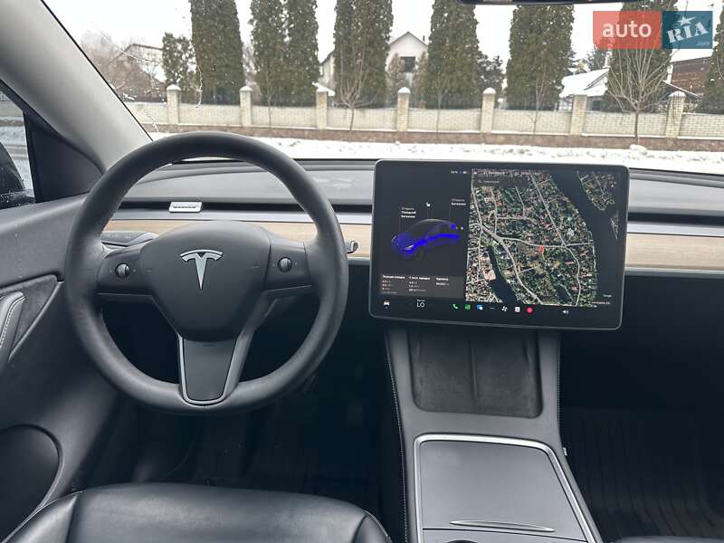Внедорожник / Кроссовер Tesla Model Y 2021 в Киеве