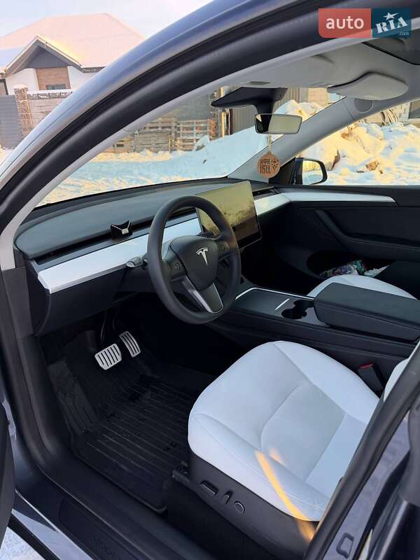 Позашляховик / Кросовер Tesla Model Y 2022 в Ірпені фото 18 Позашляховик / Кросовер Tesla Model Y 2022 в Ірпені