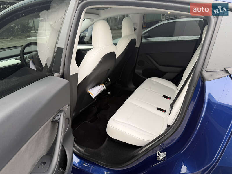 Позашляховик / Кросовер Tesla Model Y 2023 в Запоріжжі фото 11 Позашляховик / Кросовер Tesla Model Y 2023 в Запоріжжі