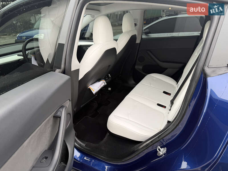 Позашляховик / Кросовер Tesla Model Y 2023 в Запоріжжі