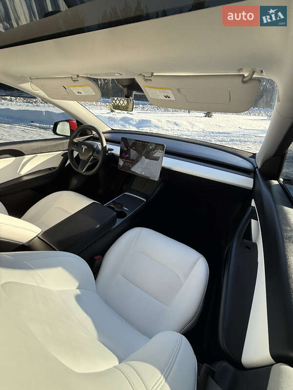 Позашляховик / Кросовер Tesla Model Y 2021 в Луцьку