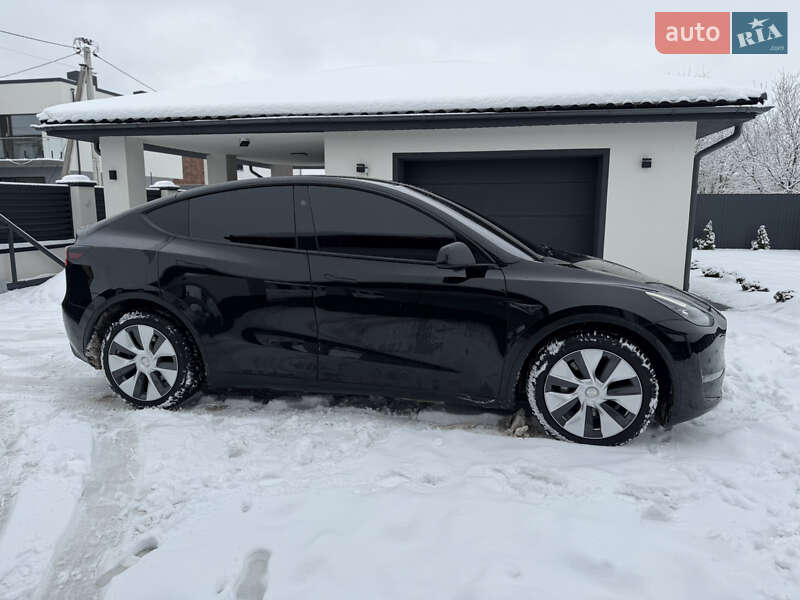 Позашляховик / Кросовер Tesla Model Y 2023 в Івано-Франківську фото 9 Позашляховик / Кросовер Tesla Model Y 2023 в Івано-Франківську