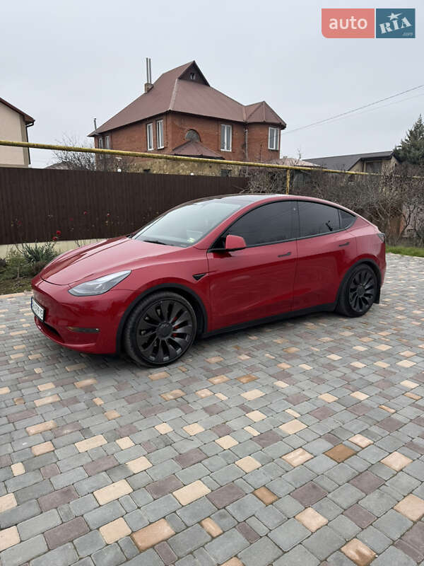 Позашляховик / Кросовер Tesla Model Y 2022 в Одесі фото 2 Позашляховик / Кросовер Tesla Model Y 2022 в Одесі