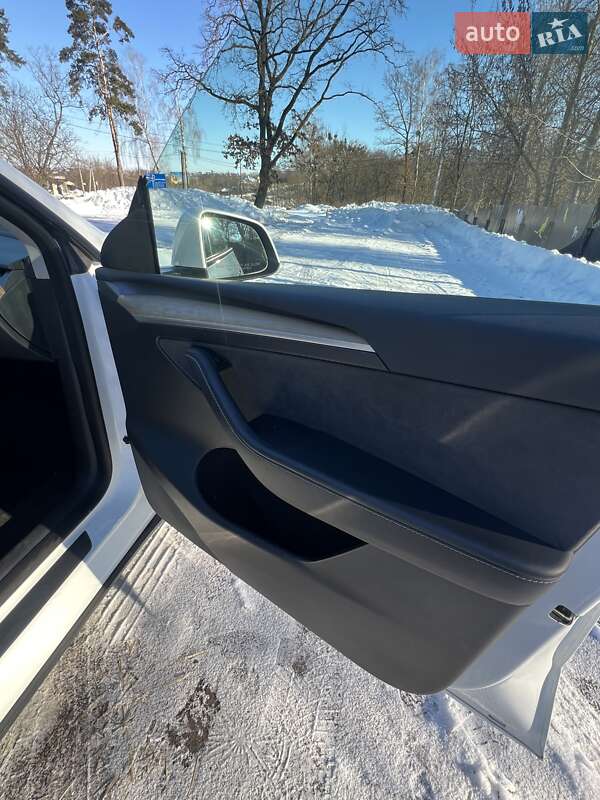 Внедорожник / Кроссовер Tesla Model Y 2023 в Ровно фото 21 Внедорожник / Кроссовер Tesla Model Y 2023 в Ровно