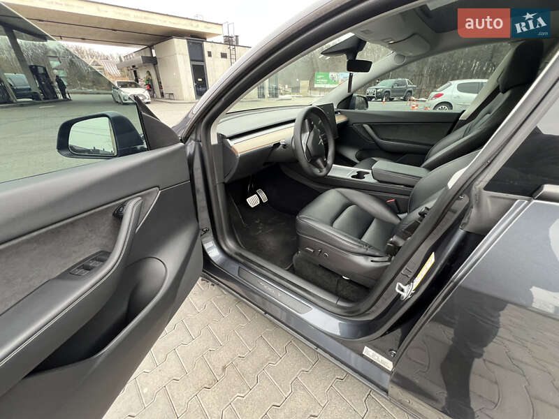 Позашляховик / Кросовер Tesla Model Y 2022 в Ужгороді фото 22 Позашляховик / Кросовер Tesla Model Y 2022 в Ужгороді