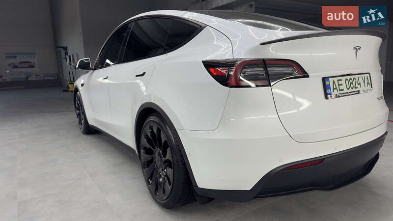 Позашляховик / Кросовер Tesla Model Y 2022 в Дніпрі