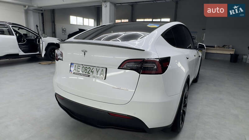 Позашляховик / Кросовер Tesla Model Y 2022 в Дніпрі