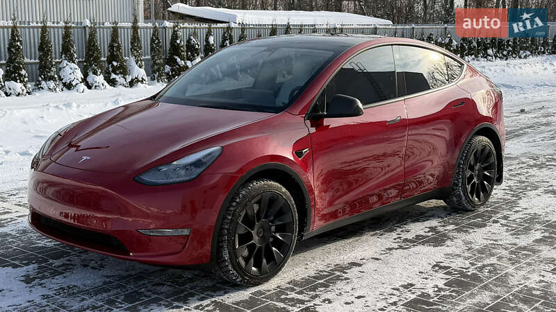 Tesla Model Y 2021