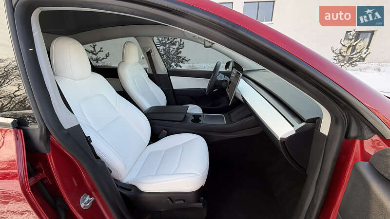 Позашляховик / Кросовер Tesla Model Y 2021 в Луцьку фото 41 Позашляховик / Кросовер Tesla Model Y 2021 в Луцьку