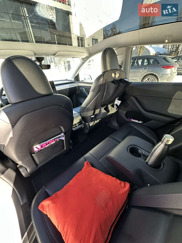 Внедорожник / Кроссовер Tesla Model Y 2023 в Киеве фото 27 Внедорожник / Кроссовер Tesla Model Y 2023 в Киеве