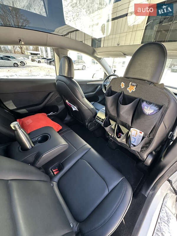 Внедорожник / Кроссовер Tesla Model Y 2023 в Киеве фото 26 Внедорожник / Кроссовер Tesla Model Y 2023 в Киеве