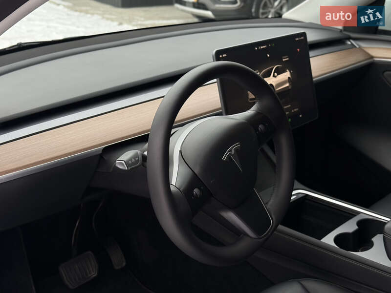 Внедорожник / Кроссовер Tesla Model Y 2023 в Ивано-Франковске фото 15 Внедорожник / Кроссовер Tesla Model Y 2023 в Ивано-Франковске