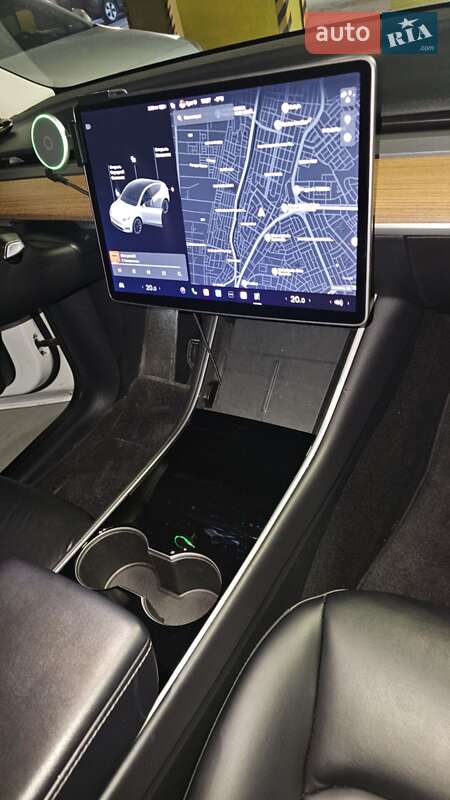 Внедорожник / Кроссовер Tesla Model Y 2020 в Запорожье