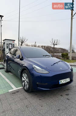 Позашляховик / Кросовер Tesla Model Y 2022 в Львові