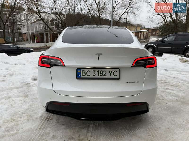 Внедорожник / Кроссовер Tesla Model Y 2020 в Львове