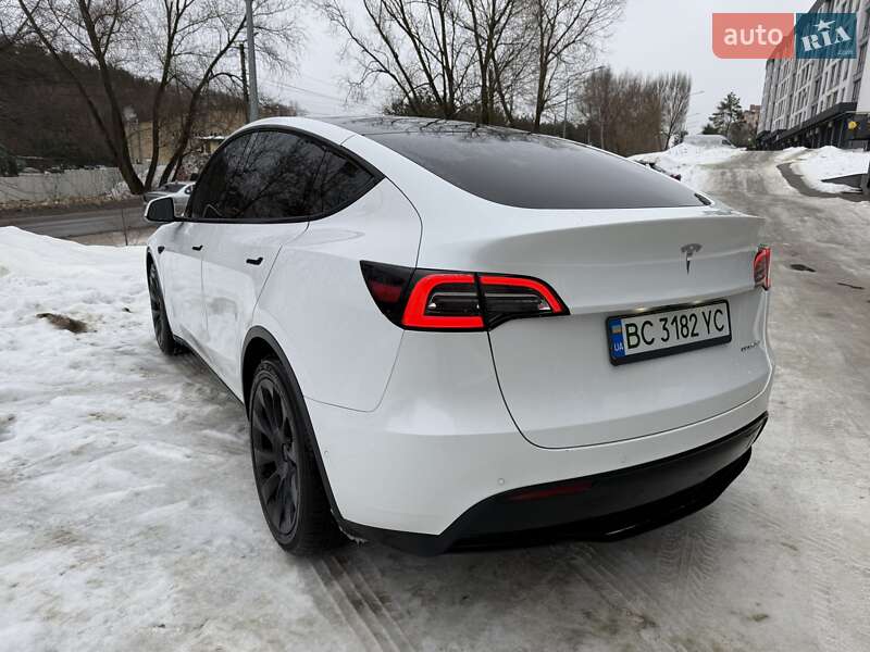 Внедорожник / Кроссовер Tesla Model Y 2020 в Львове